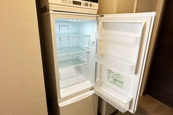那覇市 コンドミニアム ホテル スマートコンド泊 客室 ツインルーム 冷蔵庫