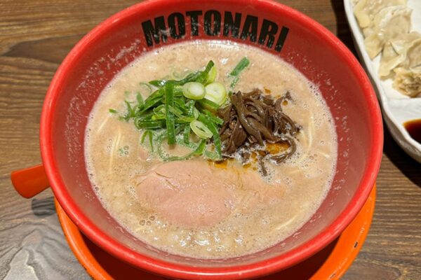 那覇市 那覇空港 麺や偶 もとなり ラーメン 豚骨