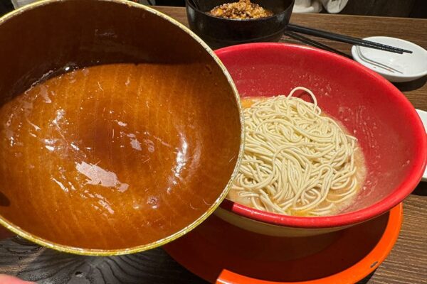 那覇市 那覇空港 麺や偶 もとなり ラーメン 豚骨 替え玉