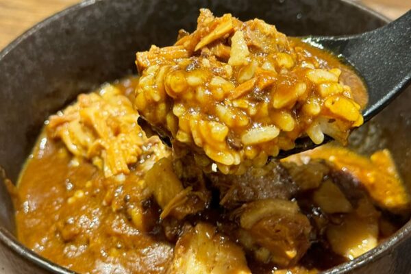 那覇市 那覇空港 麺や偶 もとなり ミニカレー丼