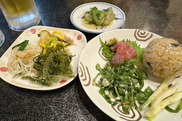 那覇市 久茂地 おでん専門 おふくろ 惣菜 前菜 沖縄料理