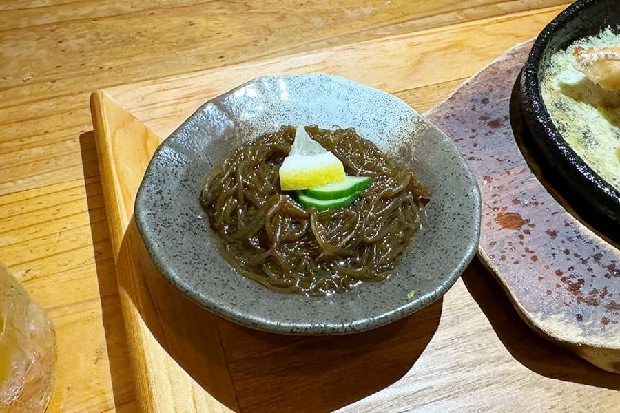 糸満漁民食堂 イマイユのバター焼き定食 副菜 もずく酢