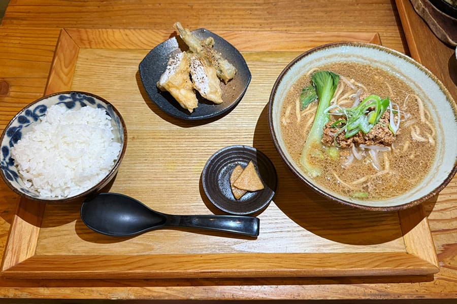 糸満漁民食堂 濃厚 魚汁そば定食