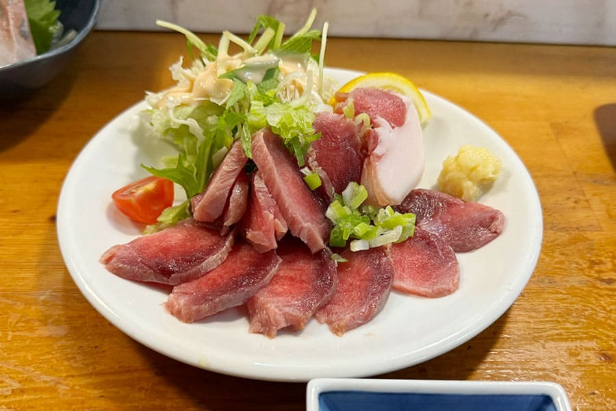 糸満市 味どころ 田舎家 西表島 イノシシのタタキ