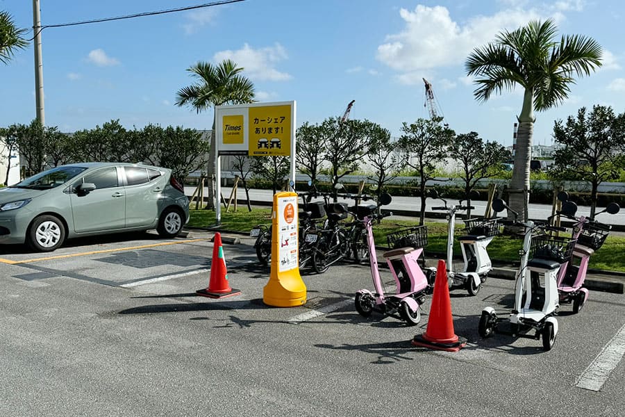 糸満市 サザンビーチホテル&リゾート沖縄 駐車場 カーシェア バイクシェア