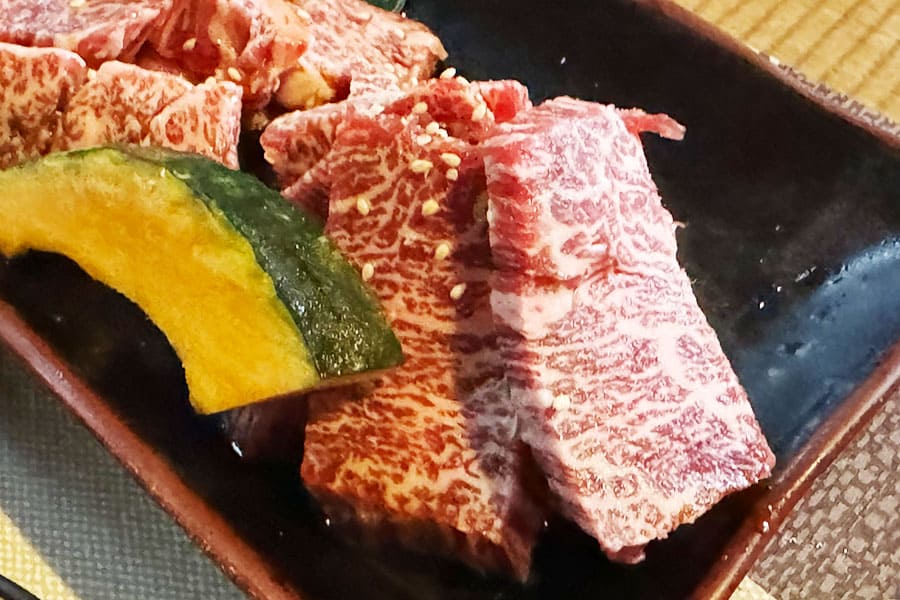 名護市 幸喜 七輪 焼肉 おばぁの家 特上カイノミ