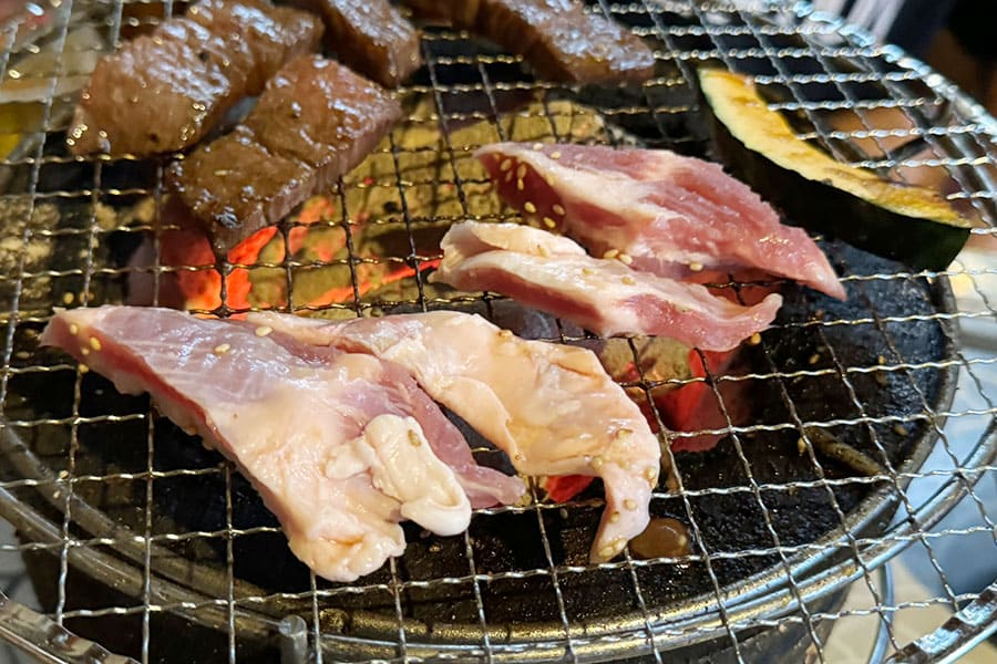 名護市 幸喜 七輪 焼肉 おばぁの家 あぐー豚 おっぱい