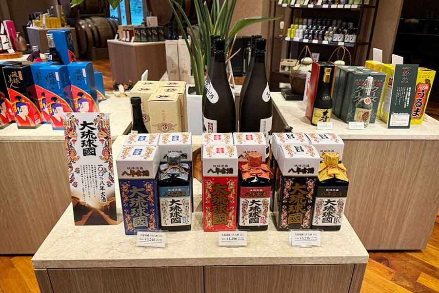 名護市 酒蔵 酒造所 ヘリオス酒造 古酒蔵ショップ 泡盛 大琉球國 クース 寿